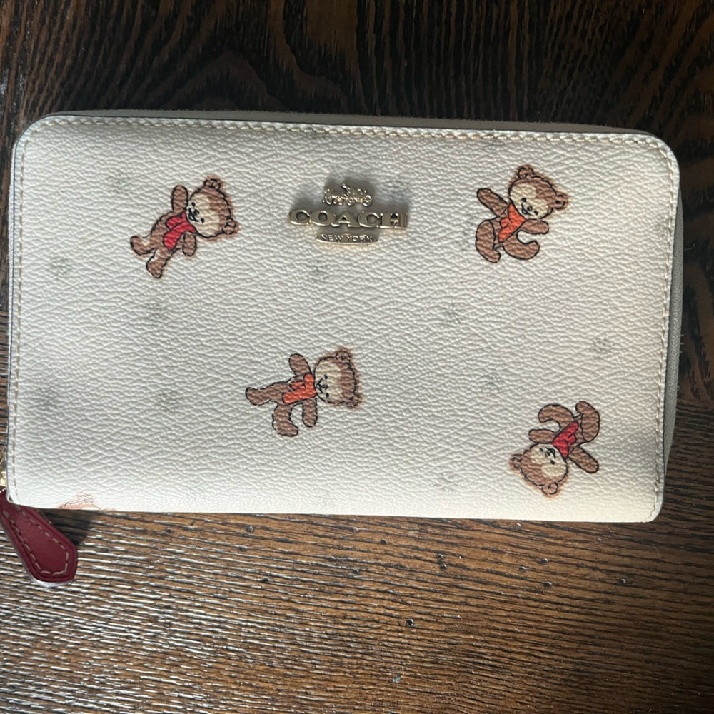 Coach Snowy Teddy Bear Wallet